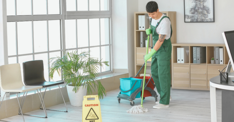 5 Eco-Friendly Office Cleaning Methods: Keeping Your Workspace Green